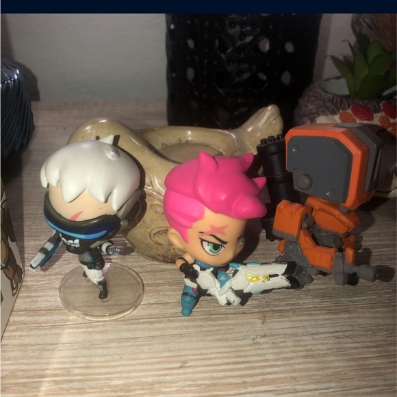 Over watch action figures collectible - Picture 7 of 8